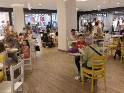 Camarera 19 horas semanales