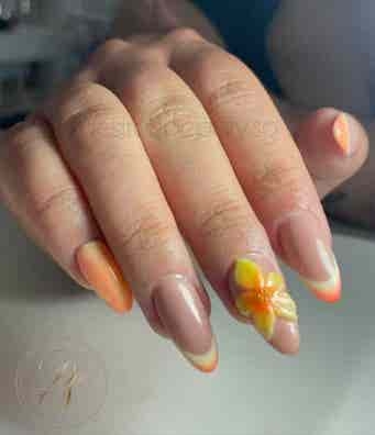 ofrezco empleo para manicurista