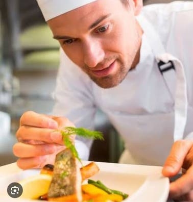Buscamos cocinero/a con experiencia