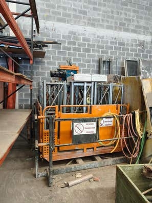 montacargas 1300kg