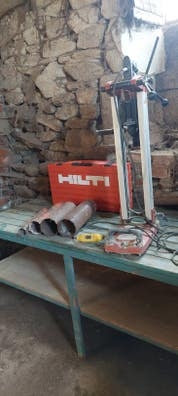 PERFORADORA DE HORMIGÓN HILTY DD130