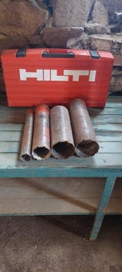 PERFORADORA DE HORMIGÓN HILTY DD130
