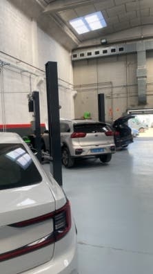 Senecesita mecanico de coche en gava