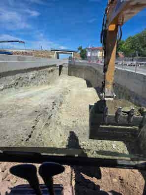 se busca maquinista excavadora giratoria