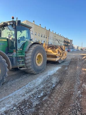 Chofer para tractor y trailla