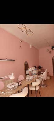 manicurista