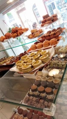 Ayundante de pastelero
