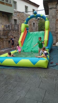 ayudante parques infantiles