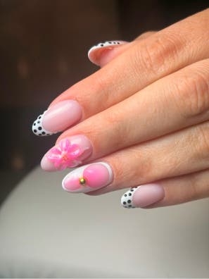 Manicurista con experiencia