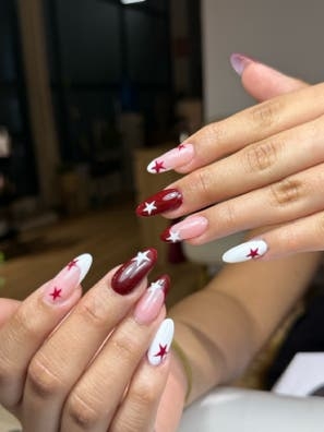 Buscamos manicurista