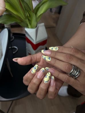 Buscamos manicurista