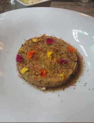 se necesita ayudante de cocina