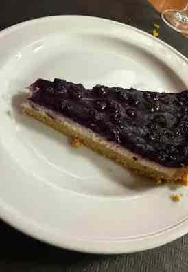 se necesita ayudante de cocina