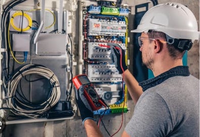 Vacante disponible electrecista