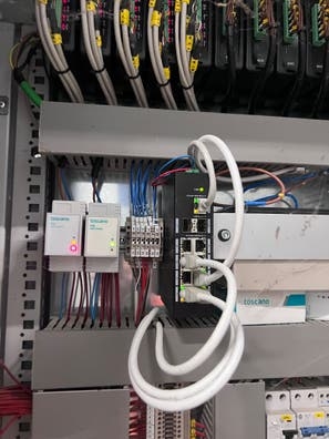 Oficial 1 o 2 electricista