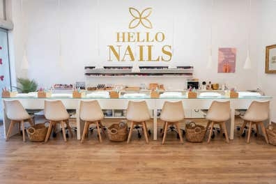 Manicurista / Técnica de uñas