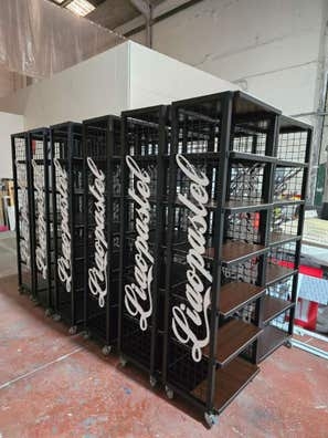 Busco instaladores y montadores
