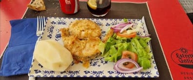 necesito ayudante de cocina de urgencia