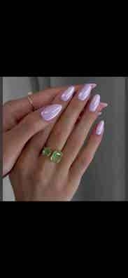 SE NECESITA CHICA PARA MANICURA