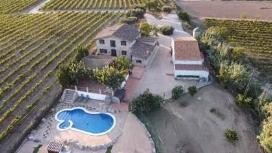 PAREJA MASOVERS Finca Alt Penedès