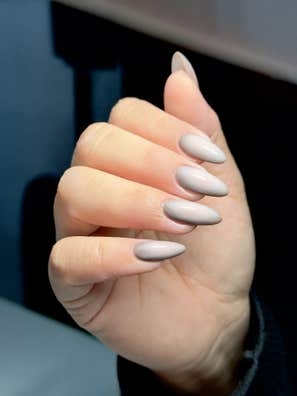 TECNICO DE UÑAS BARCELONA