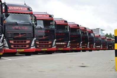 DOBLE CONDUCTORES/AS- CONDUCTORES/AS