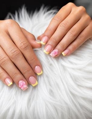 Buscamos manicurista/pedicurista