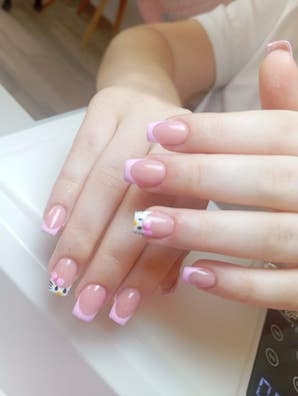 Buscamos manicurista/pedicurista