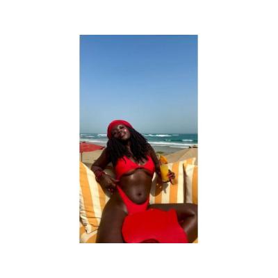 BUSCO CHICA NEGRA PARA RELACIÓN ESTABLE