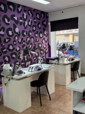 BUSCO MANICURISTA