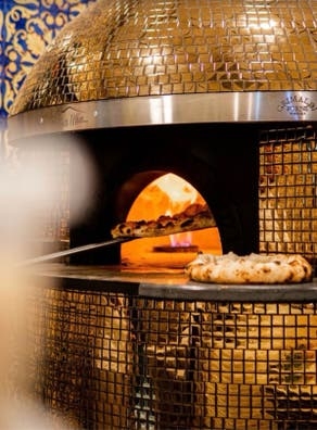 SE BUSCA PIZZERO