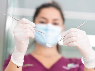 HIGIENISTA/AUXILIAR DENTAL