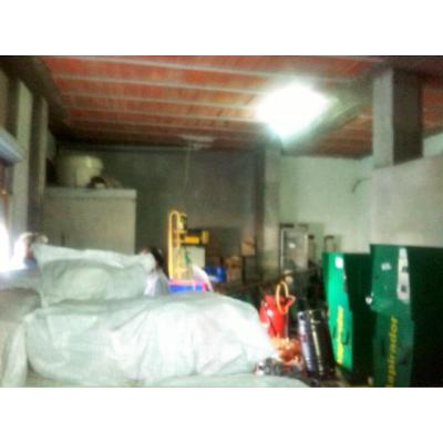 LOCAL 82 M2 EN ZONA COMERCIAL TORREVIEJA