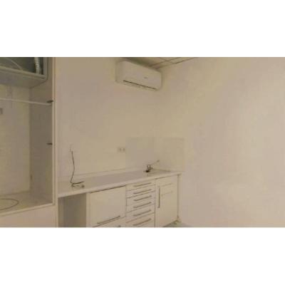 Alquiler local oficina 300 m2 centro Torrevieja