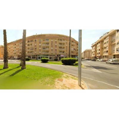 Alquiler local comercial parque de las Naciones