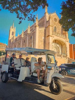 Guia Turismo - Conductor Tuk - Madrid
