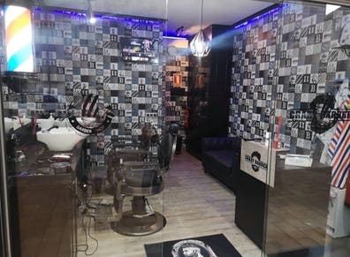 Se busca peluqero/barbero
