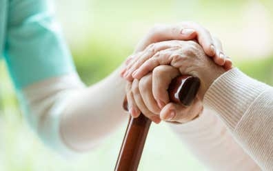 SE NECESITA TRABAJADORA SOCIAL LA NUCIA