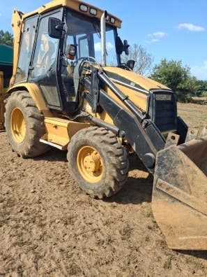 retroexcavadora mixta caterpillar 428C