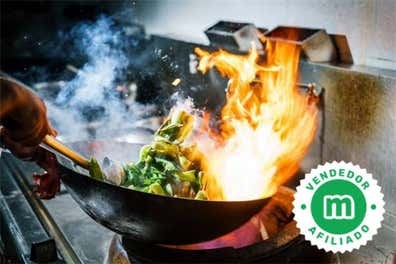 Cocinero de brasas profesional