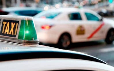 se busca conductor taxi