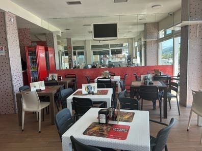 Se busca Camarero/a