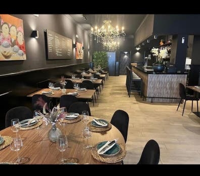 Camarero - WAITER / WAITRESS WANTED