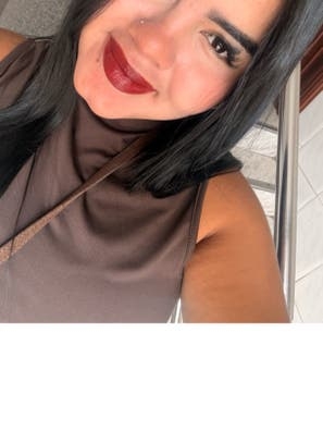 Se busca manicurista con experiencia