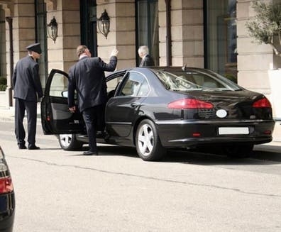 BUSCO CONDUCTOR CON COCHE