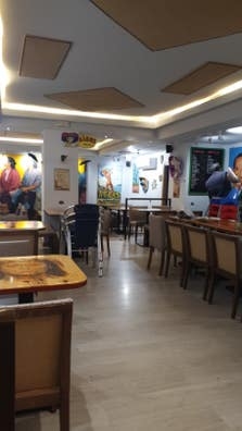 URGE CAMARER@S Y  COCINER@S EN MEXICANOS