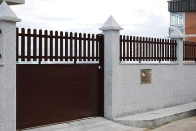 OFICIAL DE CARPINTERIA METALICA