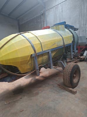 Atomizador de arrastre de 2000 litros