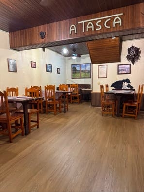 ? ¡BUSCAMOS AYUDANTE DE COCINA!