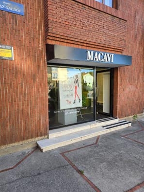 busco manicurista y pedicurista